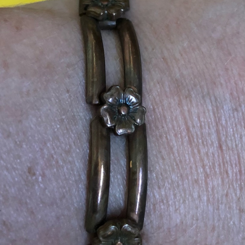 Sweet vintage (est 40’s) bracelet